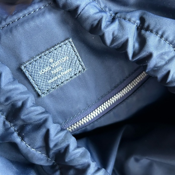 🦁 Louis Vuitton LV Damier Azur Backpack - Picture 13 of 16